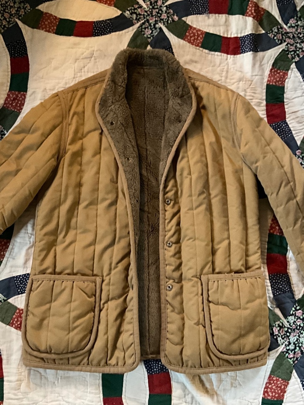 Vintage, faux fur-lined, brown quilted workwear jacket -M-